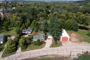 725 Shearer St, Waupaca, WI 54981 - Photo 50