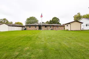 4810 W Wildflower Ln, Appleton, WI 54914 - Photo 4