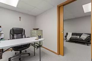 1270 Snowdon Dr, Oshkosh, WI 54904 - Photo 28