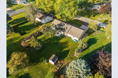 1270 Snowdon Drive, Oshkosh, WI 54904 - Photo 38