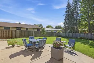 1417 Lindale Ln, Green Bay, WI 54313 - Photo 24