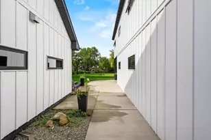 1732 Island Ct, Green Bay, WI 54303 - Photo 38