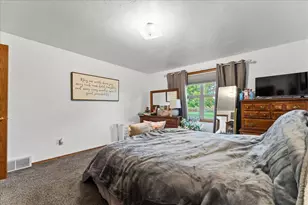 418 Prairie Ln, Luxemburg, WI 54217 - Photo 42