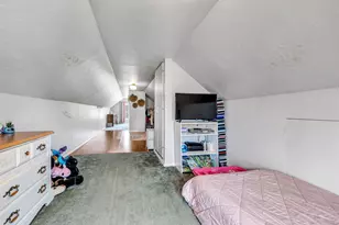 506 Pine St, Pulaski, WI 54162 - Photo 4