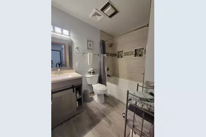 708 Kensington Road, Neenah, WI 54956 - Photo 8