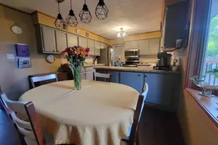 708 Kensington Rd, Neenah, WI 54956 - Photo 4