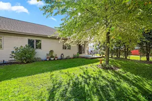 320 E Evergreen Dr, Kaukauna, WI 54130 - Photo 12