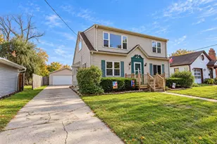 608 Monroe St, Neenah, WI 54956 - Photo 2