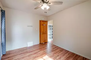 1105 Lincoln St, Green Bay, WI 54303 - Photo 16