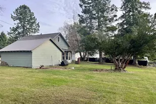 1115 Division St, Wausaukee, WI 54177 - Photo 10