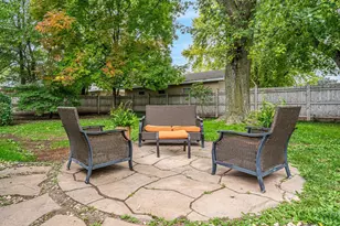 453 W 18th Ave, Oshkosh, WI 54902 - Photo 18