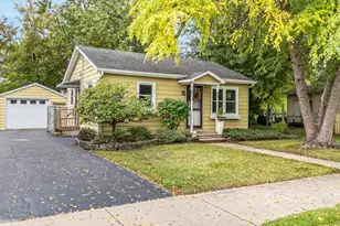 453 W 18th Ave, Oshkosh, WI 54902 - Photo 2