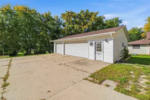 812 Fond Du Lac St, Mount Calvary, WI 53057 - Photo 24