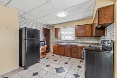812 Fond Du Lac Street, Mount Calvary, WI 53057 - Photo 4