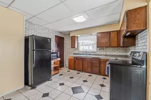 812 Fond Du Lac St, Mount Calvary, WI 53057 - Photo 4