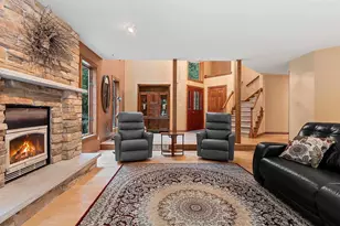 2250 Cathedral Forest Dr, Green Bay, WI 54313 - Photo 14