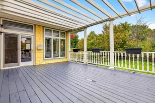 1521 Fallow Dr, Neenah, WI 54956 - Photo 6