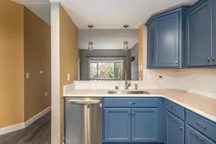 400 N Richmond St, Appleton, WI 54911 - Photo 8