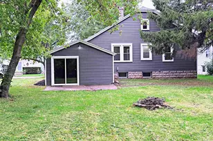 425 Monroe St, Neenah, WI 54956 - Photo 2