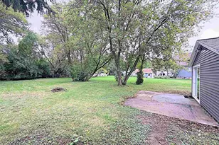 425 Monroe St, Neenah, WI 54956 - Photo 26