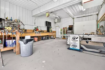 E8582 Mechanic Street, New London, WI 54961 - Photo 6