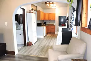 179 N Bell St, Fond du Lac, WI 54935 - Photo 2