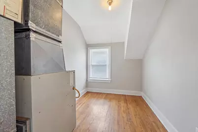 327 W 16th Avenue, Oshkosh, WI 54902 - Photo 20