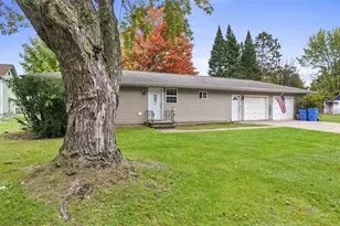 1036 Bartelt St, Gresham, WI 54128 - Photo 12