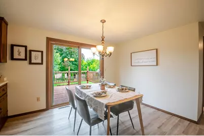 553 Delwiche Road, Green Bay, WI 54302 - Photo 8