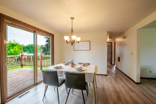 553 Delwiche Rd, Green Bay, WI 54302 - Photo 14