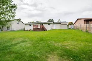 553 Delwiche Rd, Green Bay, WI 54302 - Photo 26
