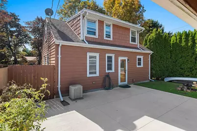 834 Manitou Street, Manitowoc, WI 54220 - Photo 8