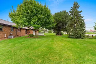 824 Ralph St, Luxemburg, WI 54217 - Photo 30