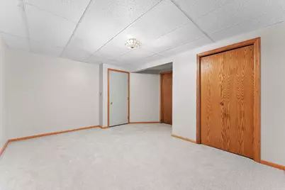 4415 Flagstone Court, De Pere, WI 54115 - Photo 48