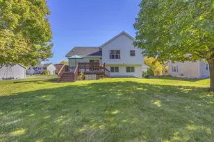 446 Rockrose Dr, Fond du Lac, WI 54935 - Photo 24