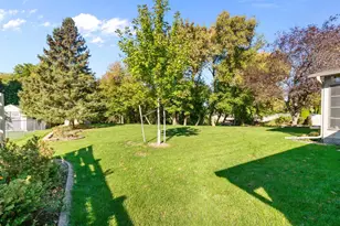 151 Graceland Dr, Oshkosh, WI 54904 - Photo 30
