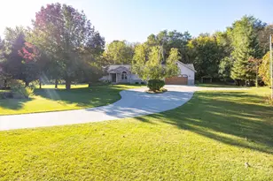 207 W Clark St, Weyauwega, WI 54983 - Photo 46