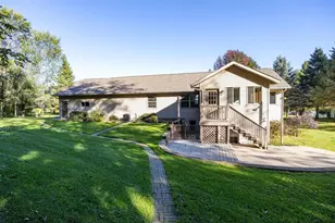 207 W Clark St, Weyauwega, WI 54983 - Photo 2
