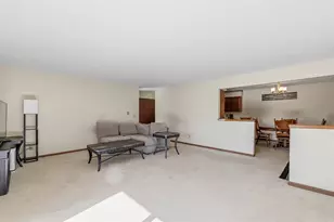 800 S Park Ave, Fond du Lac, WI 54935 - Photo 8