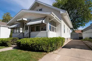 1422 Ohio St, Oshkosh, WI 54902 - Photo 1