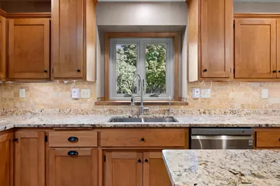 4072 Hackberry Court, Green Bay, WI 54311 - Photo 12
