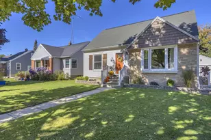 377 E 10th St, Fond du Lac, WI 54935 - Photo 1