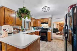 1400 W Weiland Ln, Appleton, WI 54914 - Photo 8