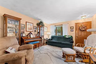 1400 W Weiland Ln, Appleton, WI 54914 - Photo 4