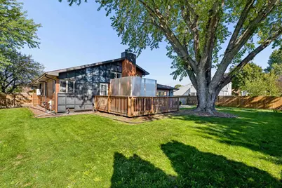 915 Bavarian Court, Oshkosh, WI 54901 - Photo 38