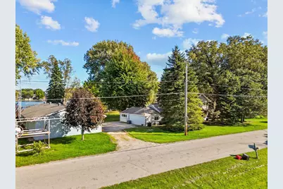 5592 Lake Road, Oshkosh, WI 54902 - Photo 58