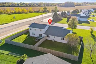 2633 Van View St, Green Bay, WI 54311 - Photo 60