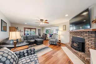 850 Bavarian Ct, Oshkosh, WI 54901 - Photo 8