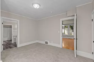 1021 Eastman St, Oshkosh, WI 54901 - Photo 12