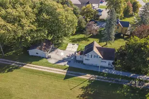 639 Broadway St, Berlin, WI 54923 - Photo 6